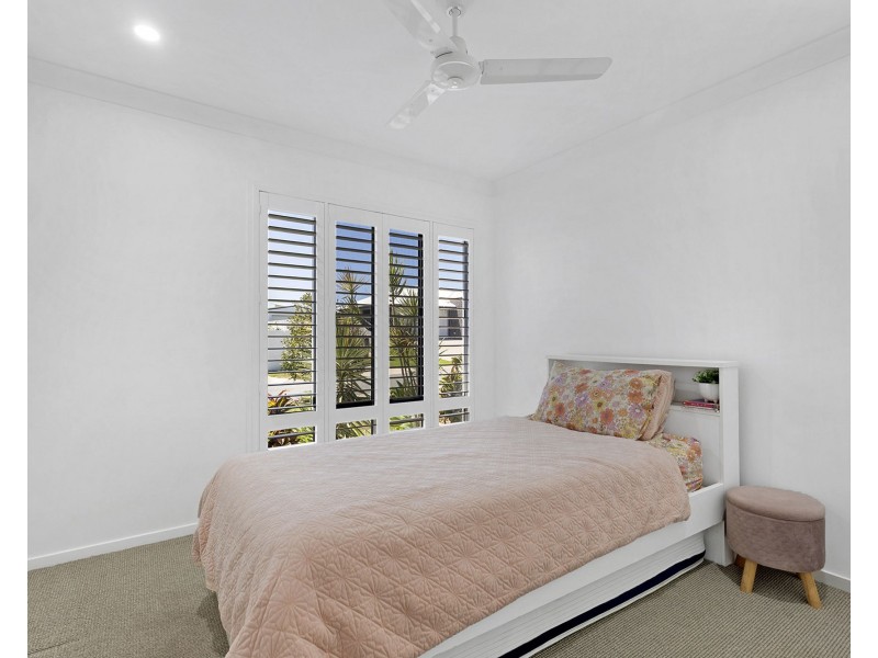 8 Olivia Place, Richmond QLD 4740