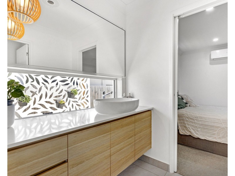 8 Olivia Place, Richmond QLD 4740