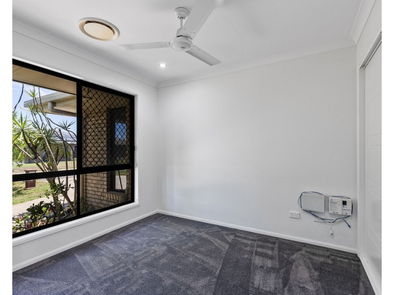 27 Vidar Crescent, Ooralea QLD 4740