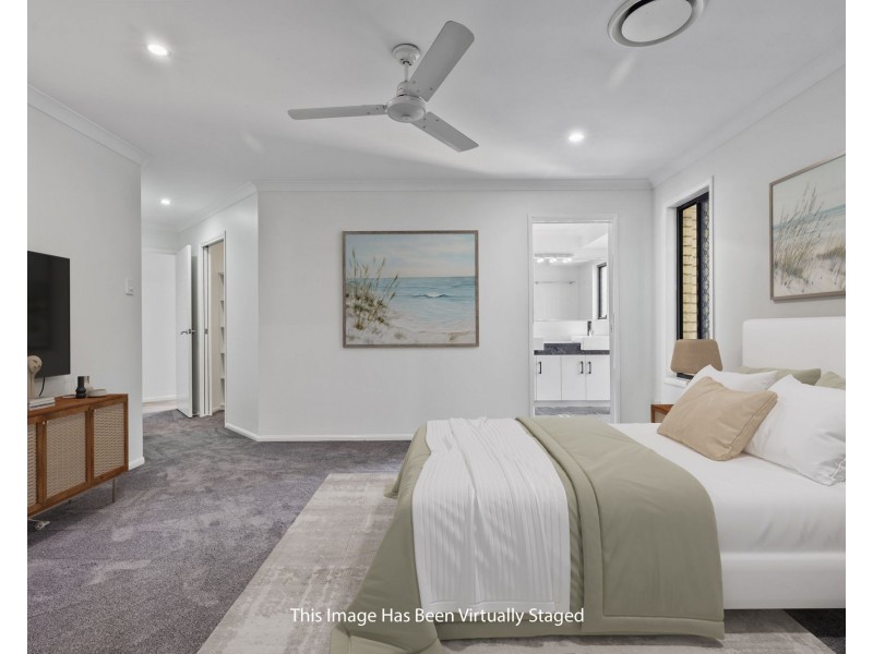 27 Vidar Crescent, Ooralea QLD 4740