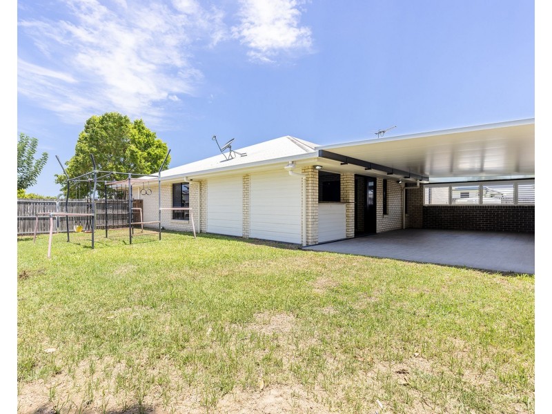 27 Vidar Crescent, Ooralea QLD 4740