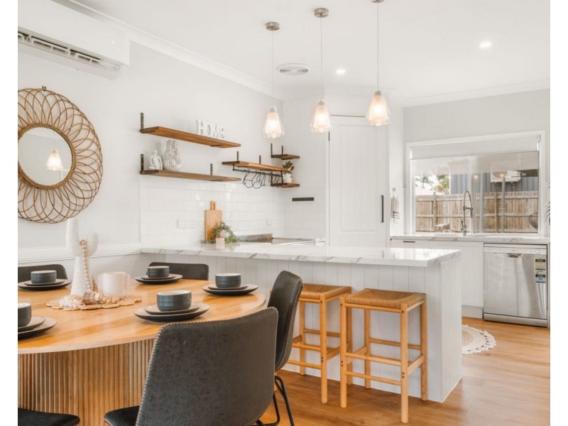 6 Jessika Court, Andergrove QLD 4740