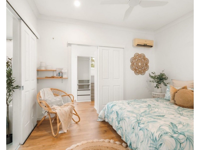 6 Jessika Court, Andergrove QLD 4740