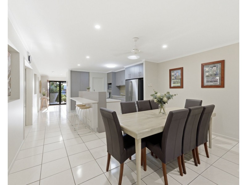 85 Gingham Street, Glenella QLD 4740