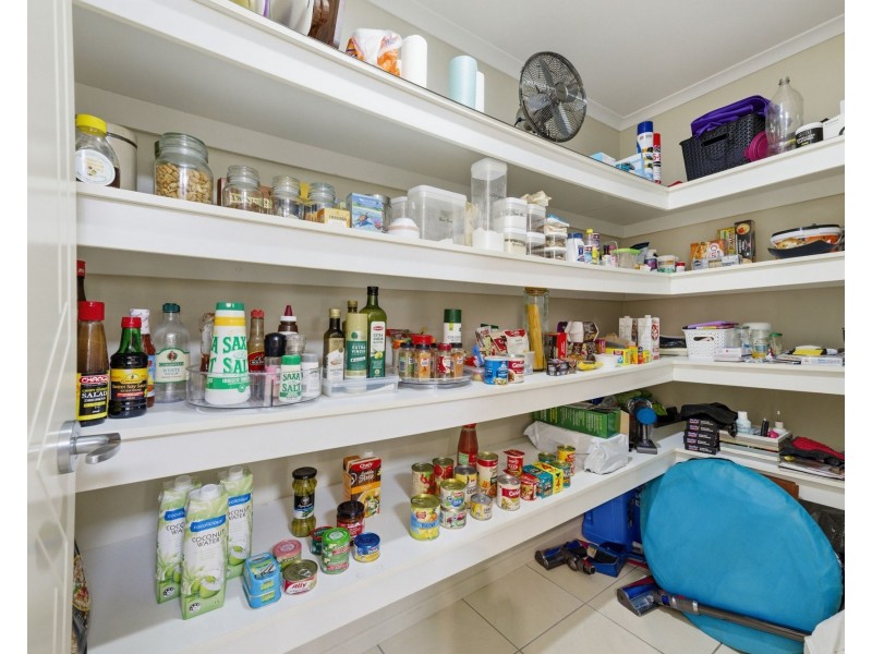 85 Gingham Street, Glenella QLD 4740