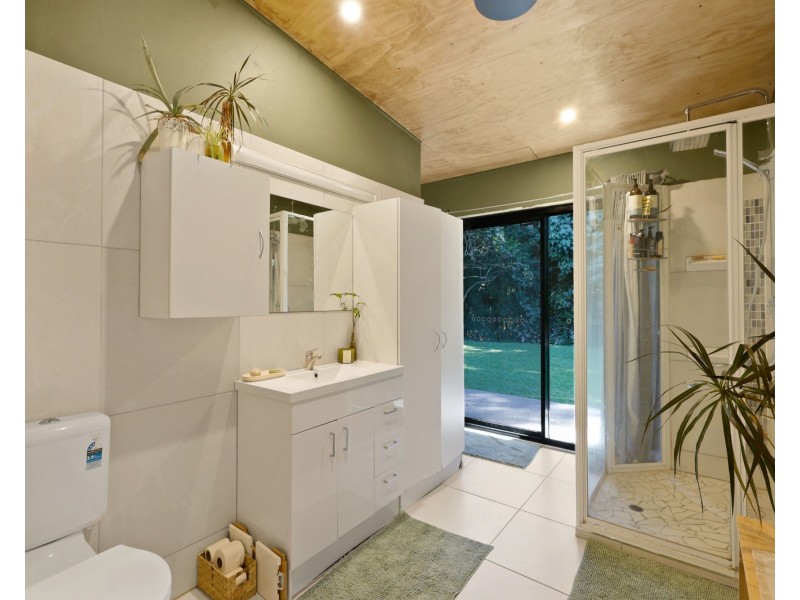 1195 Calen Mount Charlton Road, Mount Charlton QLD 4741