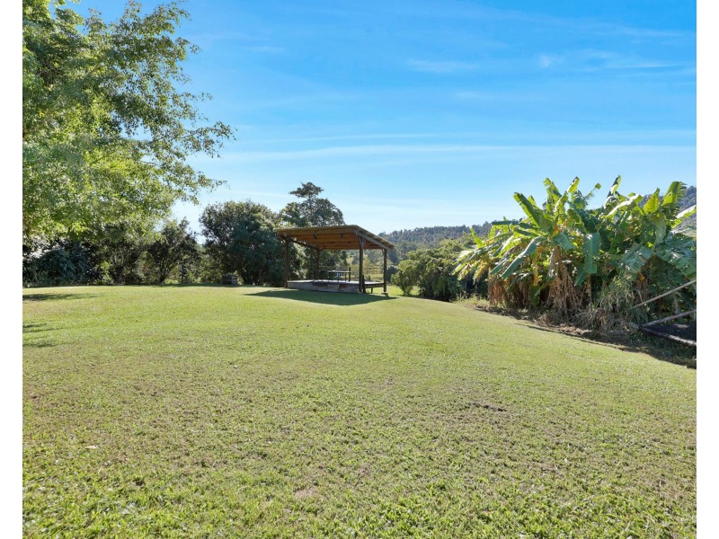 1195 Calen Mount Charlton Road, Mount Charlton QLD 4741