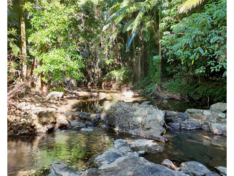 1195 Calen Mount Charlton Road, Mount Charlton QLD 4741