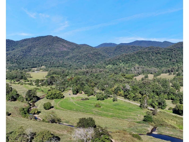 1195 Calen Mount Charlton Road, Mount Charlton QLD 4741
