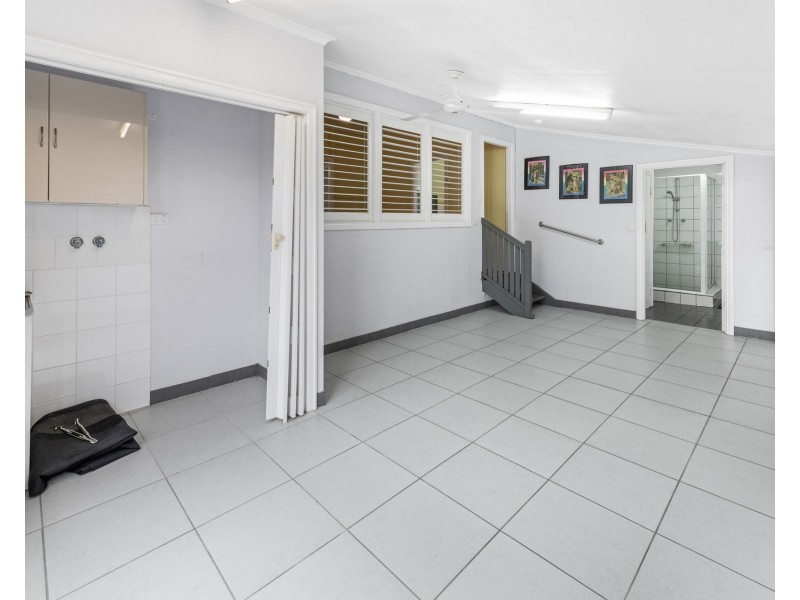 4 Bassett Street, North Mackay QLD 4740