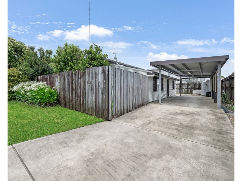 4 Bassett Street, North Mackay QLD 4740