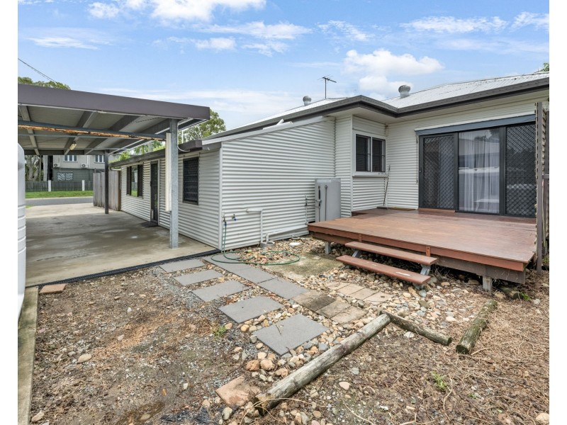 4 Bassett Street, North Mackay QLD 4740