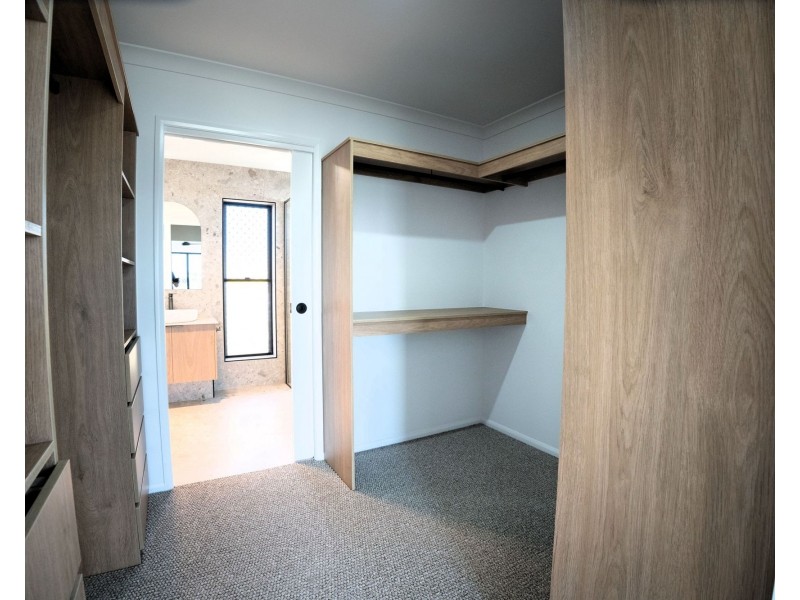 57 Regal Circuit, Beaconsfield QLD 4740