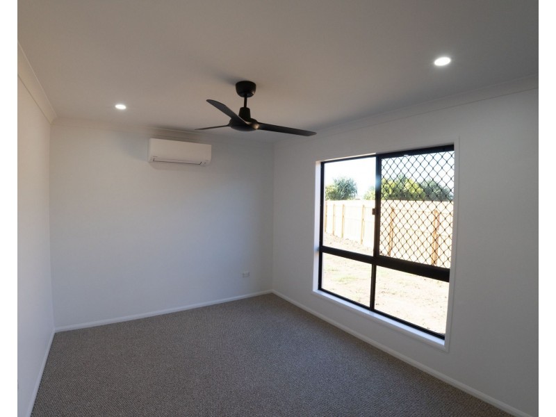 57 Regal Circuit, Beaconsfield QLD 4740