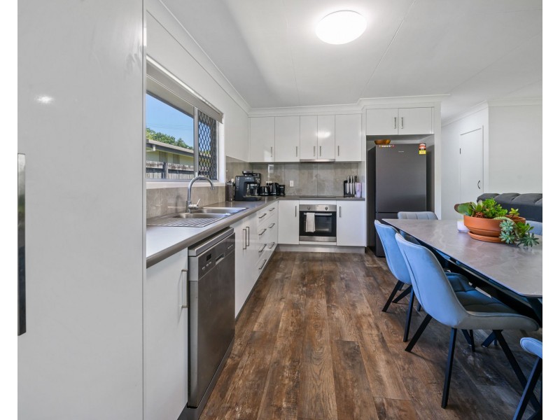 6 Tulloch Street, Ooralea QLD 4740