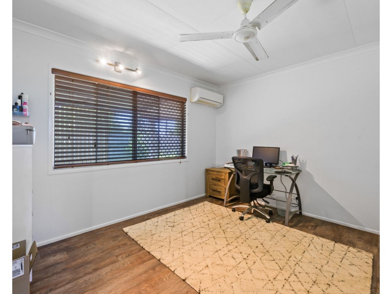 6 Tulloch Street, Ooralea QLD 4740