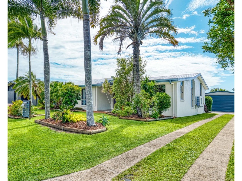 13 Dixon Court, Beaconsfield QLD 4740