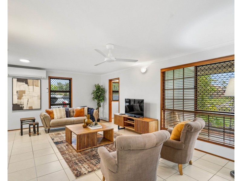 13 Dixon Court, Beaconsfield QLD 4740