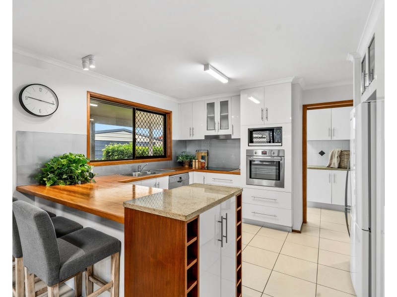 13 Dixon Court, Beaconsfield QLD 4740