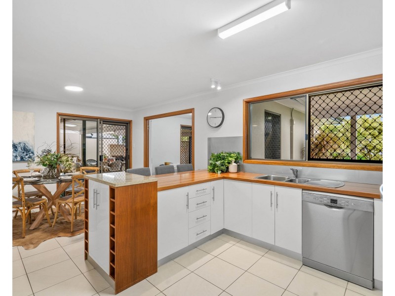 13 Dixon Court, Beaconsfield QLD 4740