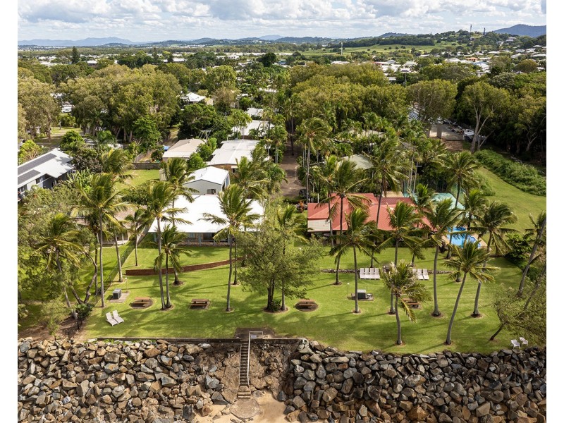 32/26 BOURKE STREET, Blacks Beach QLD 4740