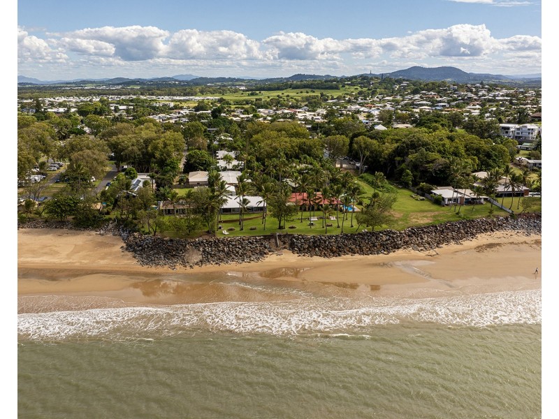 32/26 BOURKE STREET, Blacks Beach QLD 4740