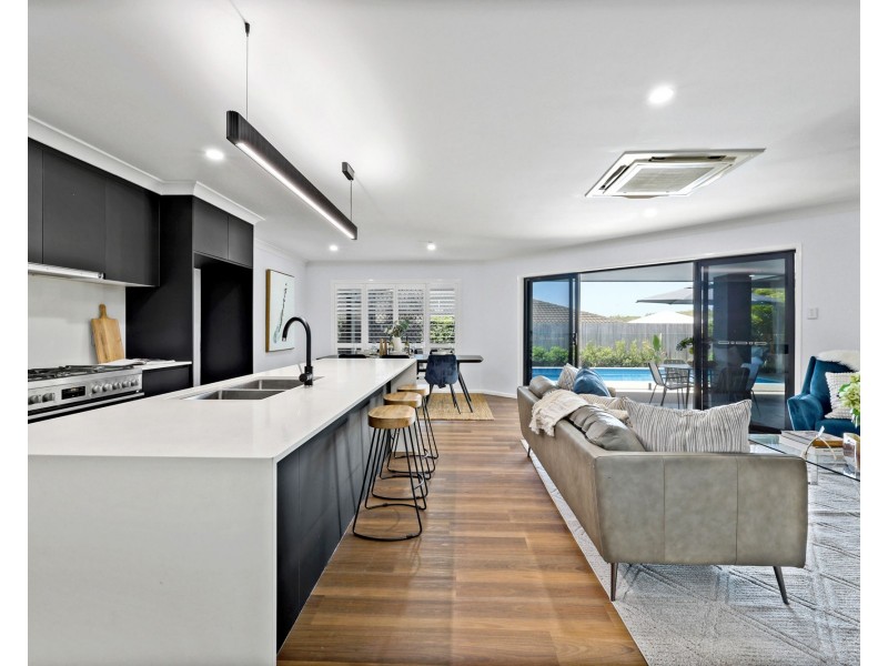 5 Hawkins Street, Bucasia QLD 4750