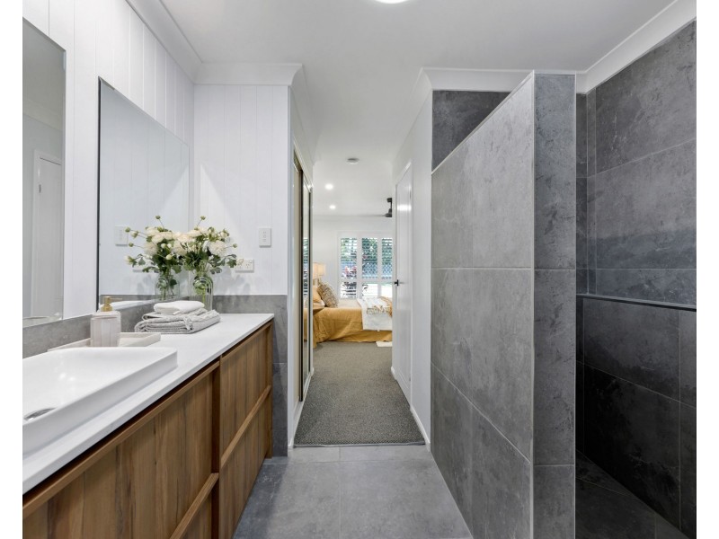 5 Hawkins Street, Bucasia QLD 4750