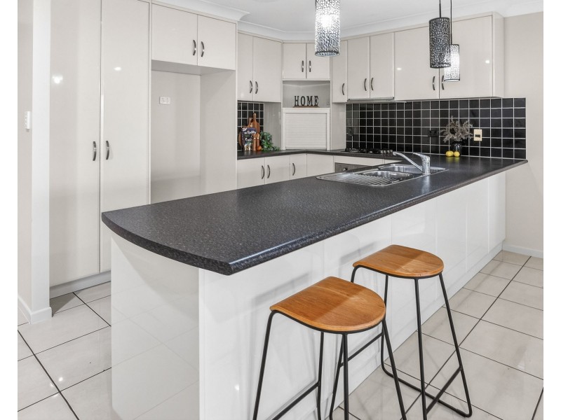 47 Monash Way, Ooralea QLD 4740