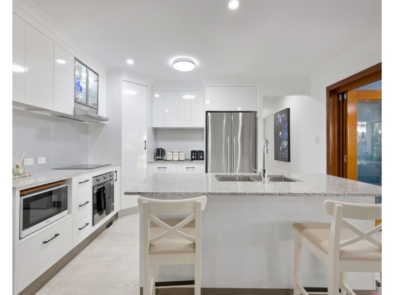 81 Pacific Drive, Blacks Beach QLD 4740