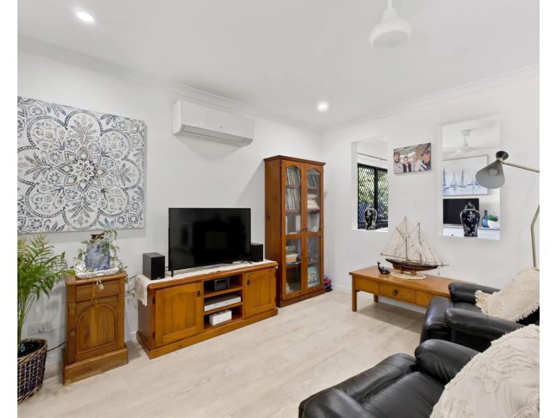 81 Pacific Drive, Blacks Beach QLD 4740