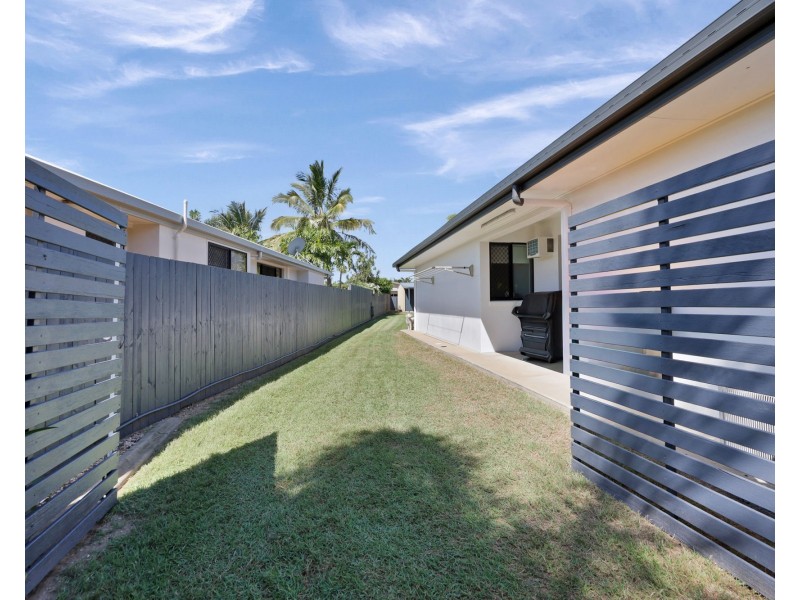 81 Pacific Drive, Blacks Beach QLD 4740