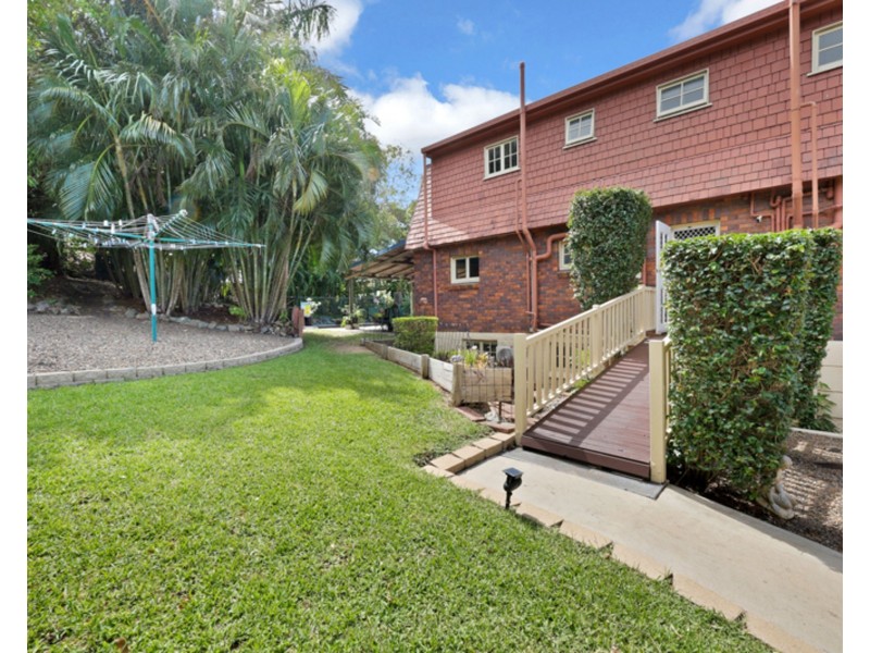 2/6 Florence Street, Eimeo QLD 4740