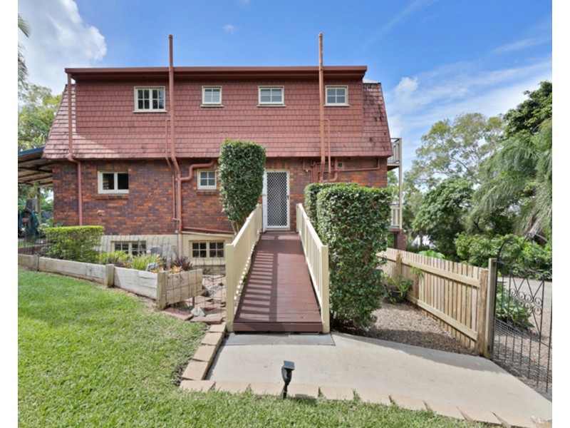 2/6 Florence Street, Eimeo QLD 4740