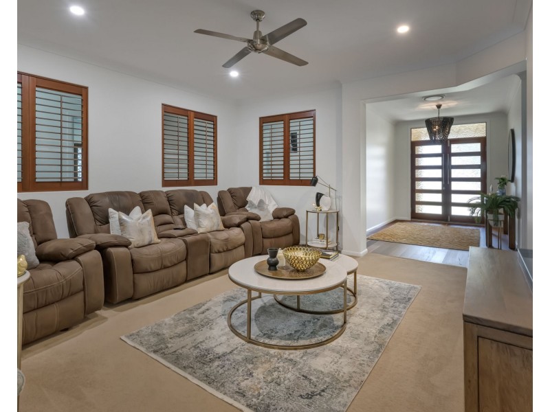 11 Chantilly Court, Glenella QLD 4740