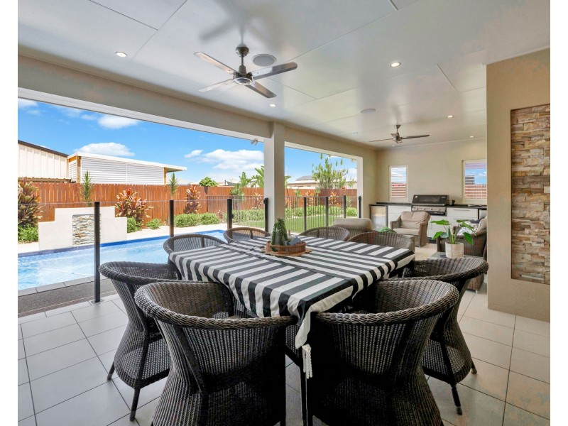 11 Chantilly Court, Glenella QLD 4740