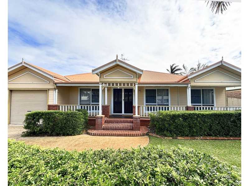 30 Elizabeth Drive, Bucasia QLD 4750
