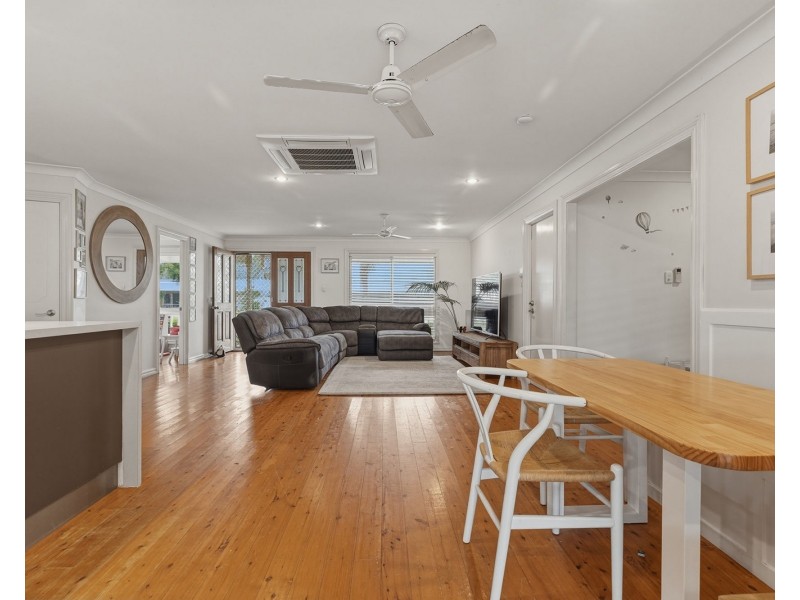 30 Elizabeth Drive, Bucasia QLD 4750