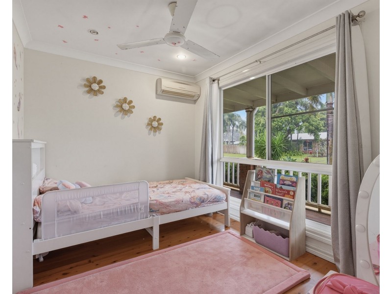 30 Elizabeth Drive, Bucasia QLD 4750