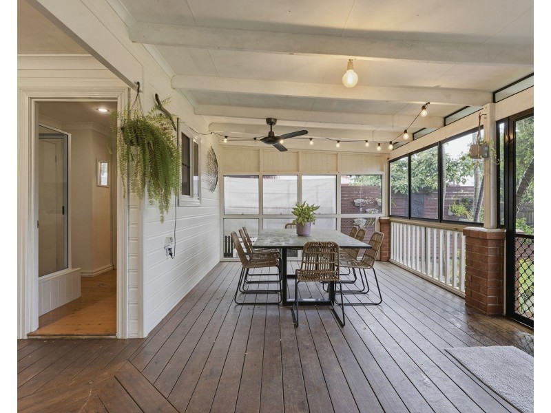 30 Elizabeth Drive, Bucasia QLD 4750