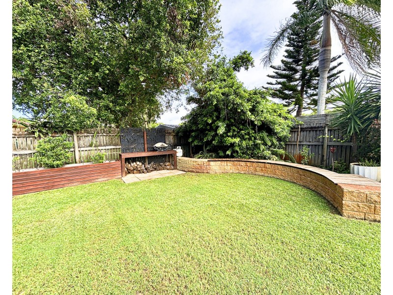 30 Elizabeth Drive, Bucasia QLD 4750