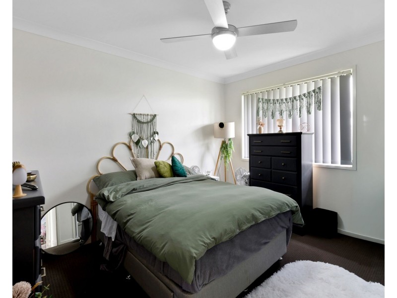 16 Dorothy Place, Mirani QLD 4754