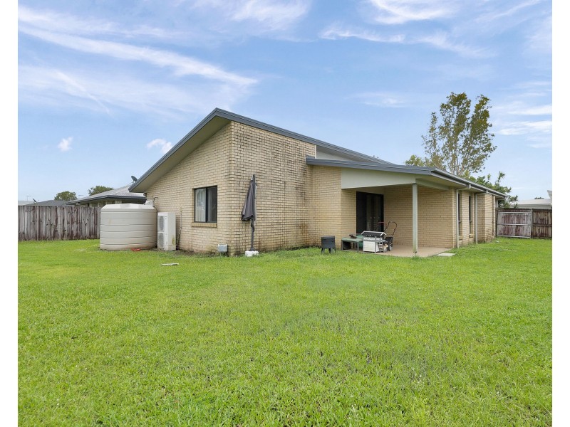 16 Dorothy Place, Mirani QLD 4754