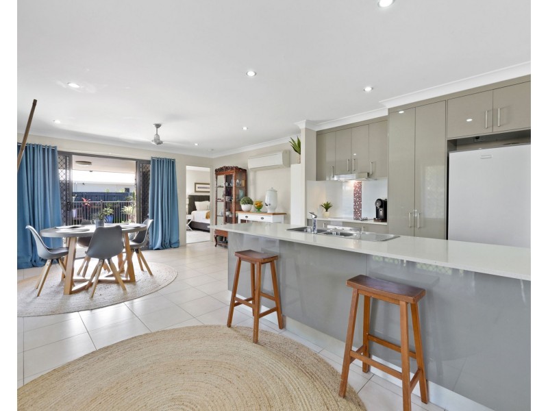4-6 Corella Way, Blacks Beach QLD 4740