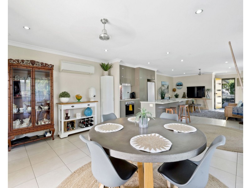 4-6 Corella Way, Blacks Beach QLD 4740
