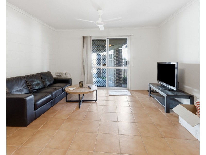 2/16 Wentford Street, Mackay QLD 4740