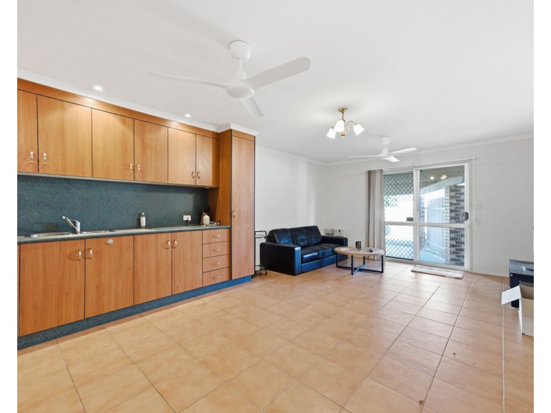 2/16 Wentford Street, Mackay QLD 4740