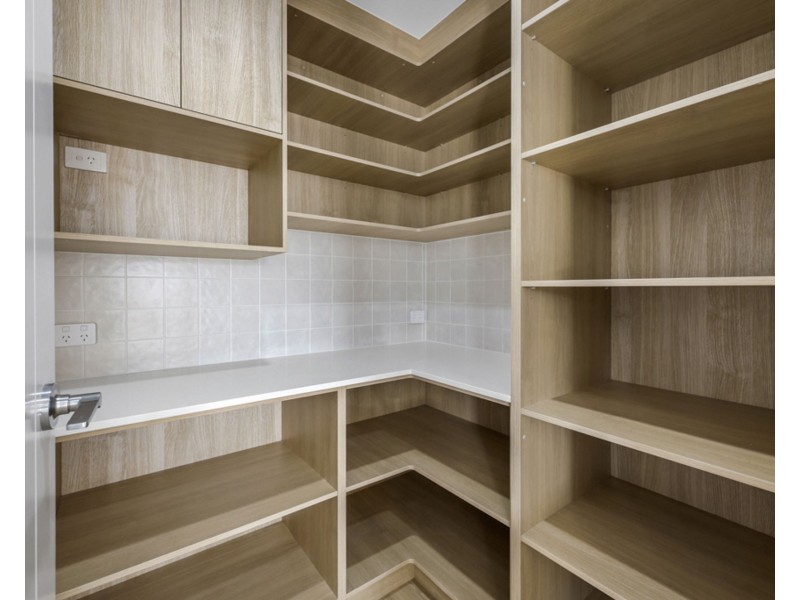 61 Regal Circuit, Beaconsfield QLD 4740