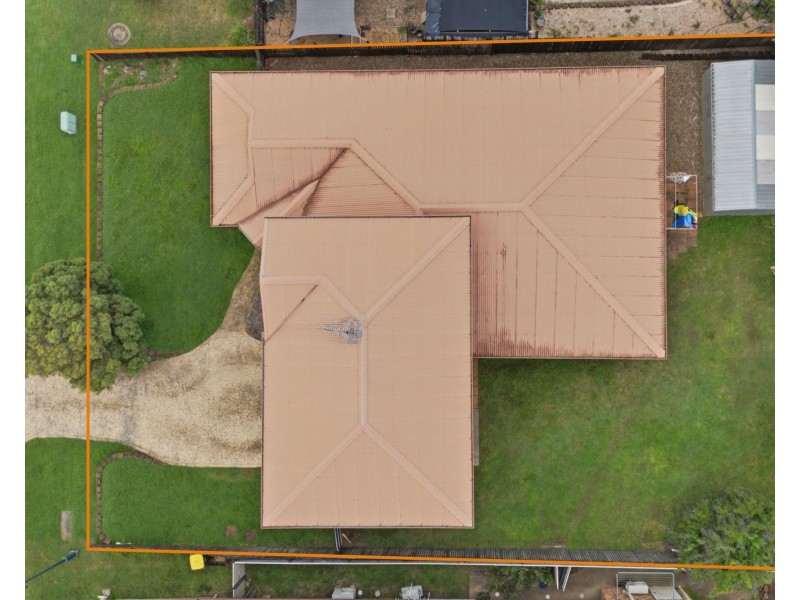 16 Nadina Street, Beaconsfield QLD 4740