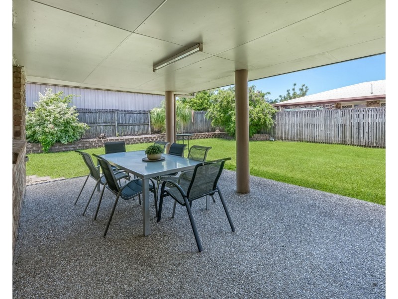 16 Nadina Street, Beaconsfield QLD 4740